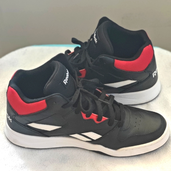 Reebok Men's Sneakers - Black, White and Red, size 9.5 - Picture 2 of 9